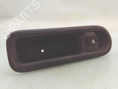 Used Right front window switch Right front window switch 39417360 39417360
