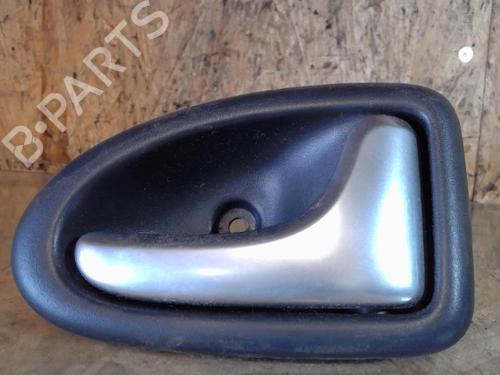 Used Front right interior door handle Front right interior door handle RENAULT CLIO III (BR0/1, CR0/1) [2005-2014] 25358431 25358431
