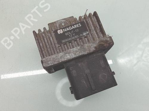 Used Electronic module RENAULT MEGANE II (BM0/1_, CM0/1_) 1.5 dCi (BM1E, CM1E) (106 hp) 31083942