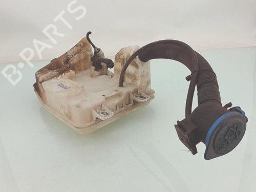 Used Windscreen washer tank BMW 2 Active Tourer (F45) 216 d (116 hp) 29599439