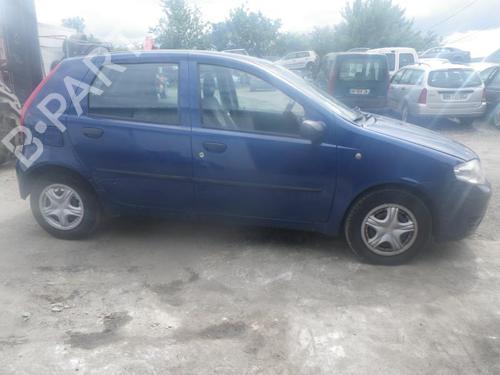 Right headlight FIAT PUNTO (188_) 1.3 JTD 16V | BP27236687C29 