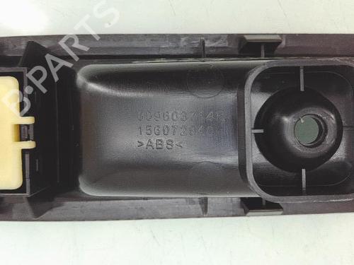 Right front window switch RENAULT TWINGO III (BCM_, BCA_) 0.9 TCe 90 (BCM9, BCM2) | BP29477483I26 