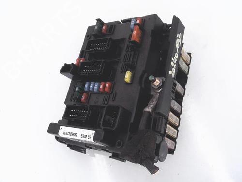 Used Fuse box Fuse box PEUGEOT 206 Hatchback (2A/C) 1.4 HDi eco 70 (68 hp) 25368672 25368672