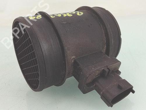 Used Mass air flow sensor FIAT 500X (334_) 1.6 D Multijet (334AXA1B, 334AXA11) (120 hp) 30577961