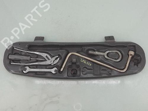 Used Electronic module BMW 3 (E46) 320 d (150 hp) 29484553