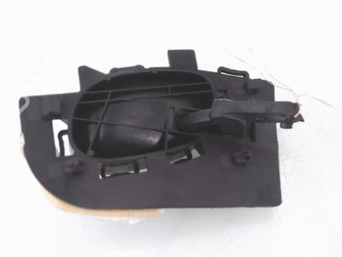 Used Front left interior door handle Front left interior door handle PEUGEOT 206 Hatchback (2A/C) 1.4 HDi eco 70 (68 hp) 25368682 25368682