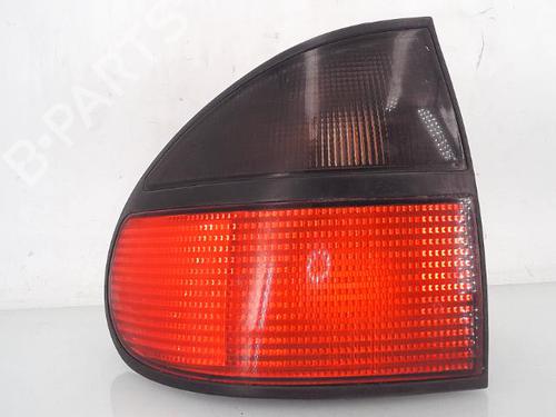 Used Left taillight RENAULT LAGUNA I (B56_, 556_) 2.2 D (B56F/2) (83 hp) 25353775