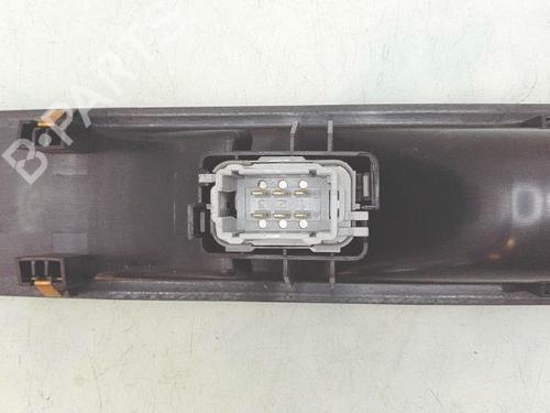 Used Right front window switch Right front window switch RENAULT ESPACE IV (JK0/1_) 2.2 dCi (JK0H) (150 hp) 36671686 36671686