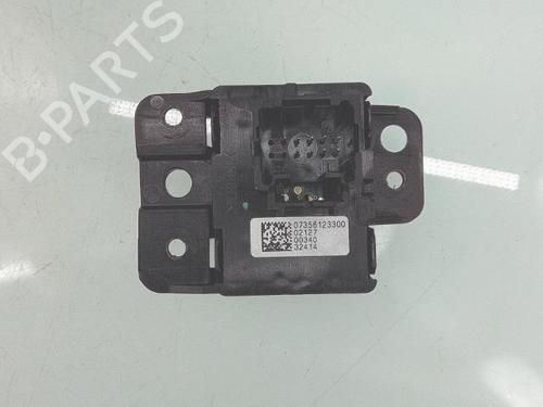 Used Switch Switch FIAT 500X (334_) 1.6 D Multijet (334AXA1B, 334AXA11) (120 hp) 30528770 30528770