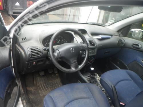 Tågelys PEUGEOT 206 Hatchback (2A/C) 1.4 HDi eco 70 | BP25367371C37 