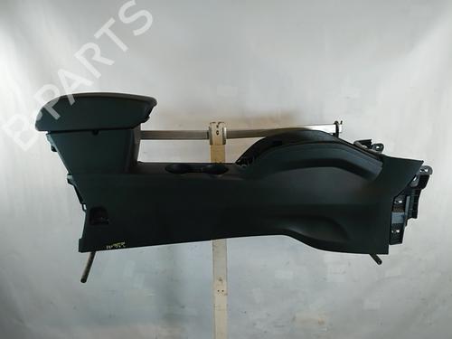 Armrest / Center console FIAT 500L (351_, 352_) 1.6 D Multijet (199LYE1B) | BP38035811I20 - Image 2