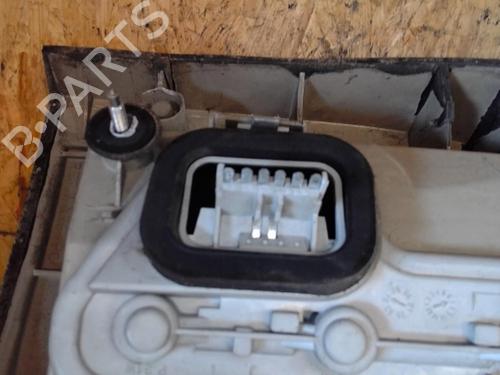 Used Left taillight OPEL ZAFIRA A MPV (T98) 2.2 DTI 16V (F75) (125 hp) 25373140