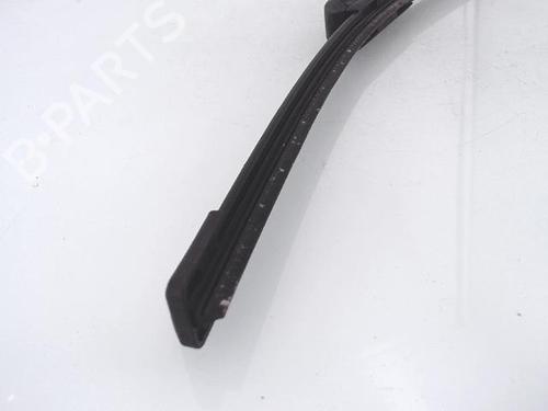Used Rear windshield wiper arm PEUGEOT 106 II (1A_, 1C_) 1.0 i (50 hp) 25368965