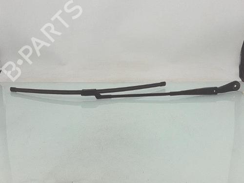 Used Front windshield wiper arm OPEL ZAFIRA TOURER C (P12) 1.6 CDTI (75) (136 hp) 30458769