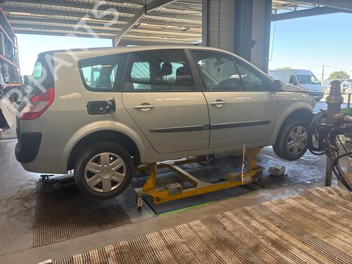 Switch RENAULT GRAND SCÉNIC II (JM0/1_) 1.9 dCi (JM0G, JM12, JM1G, JM2C) | BP38035848I30 - Image 9