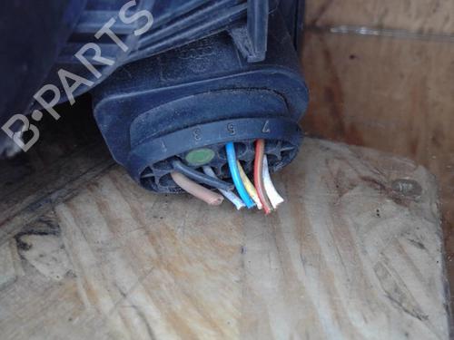 Right headlight VW POLO (6N2) 1.9 SDI | BP25365510C29 