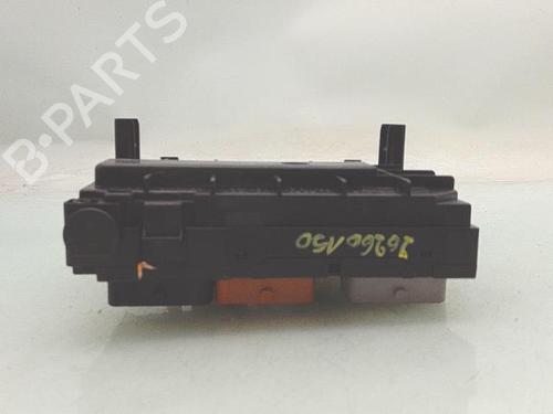Used Fuse box Fuse box 37629076 37629076