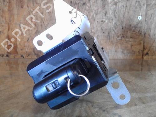 Card reader TOYOTA COROLLA Verso (ZER_, ZZE12_, R1_) 2.2 D-4D (AUR10_, AUR10R) | BP25358505E4 