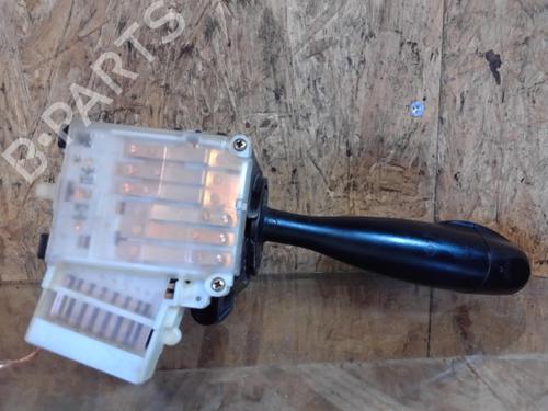 Used Switch Switch TOYOTA YARIS (_P1_) 1.0 (SCP10_, SCP10R) (68 hp) 25358546 25358546