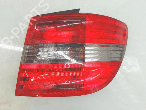 Used Right taillight MERCEDES-BENZ B-CLASS Sports Tourer (W245) B 180 CDI (245.207) (109 hp) 31129047
