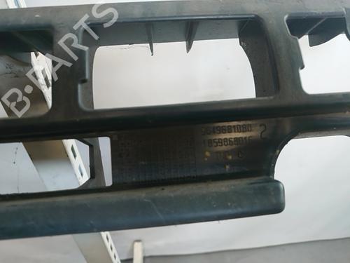 Used Rear bumper bracket Rear bumper bracket 31136762 31136762