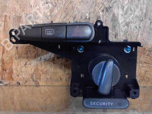 climate-control-toyota-yaris-_p1_-1999-2000-2001-2002-2003-2004-2005-25358545 main image