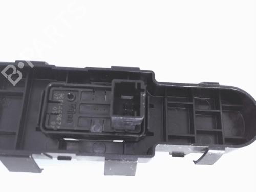 Used Right front window switch Right front window switch CITROËN C4 I (LC_) 1.6 HDi (109 hp) 25351377 25351377