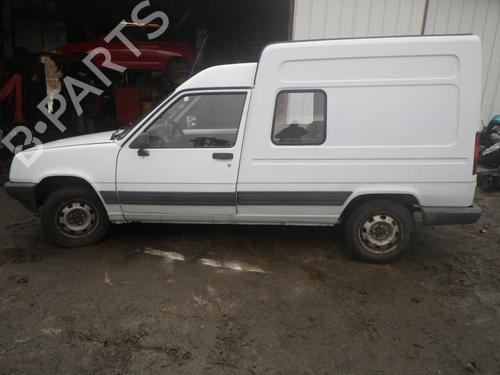 Right front indicator RENAULT RAPID Box Body/MPV (F40_, G40_) 1.6 D (F404) | BP25357083C33 
