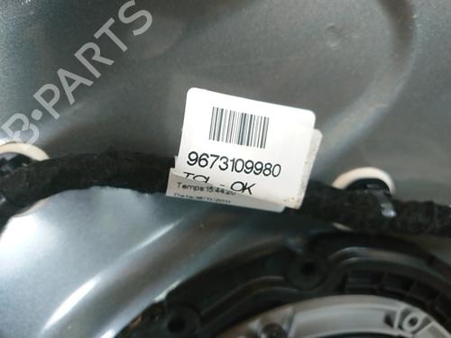 right-front-door-citroen-c3-picasso-sh_-2008-29178593 main image