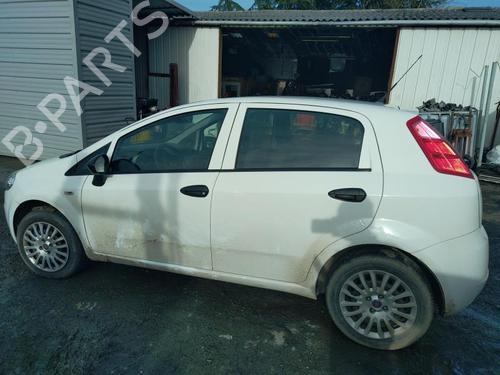 Reverse light FIAT GRANDE PUNTO (199_) 1.3 D Multijet | BP25373315C36  - Image 8