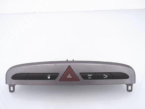 BP25357589I22 main image