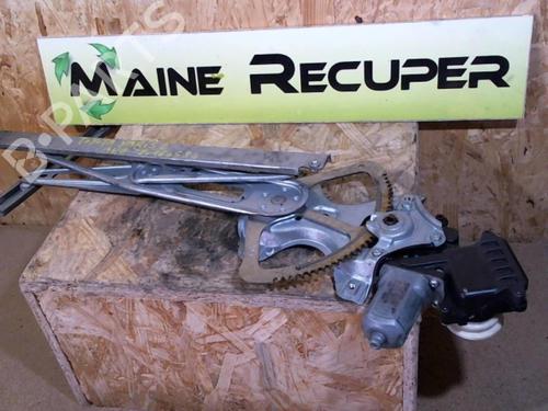 Used Front left window mechanism TOYOTA YARIS (_P9_) 1.4 D-4D (NLP90_, NLP90R) (90 hp) 25373876