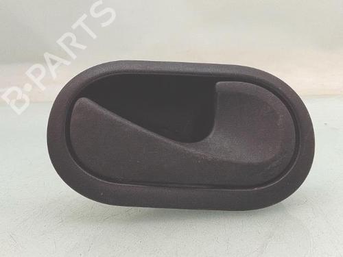 Used Front right interior door handle Front right interior door handle 37865670 37865670