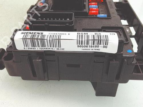 Fuse box PEUGEOT 1007 (KM_) 1.6 16V | BP40064521E1 - Image 2
