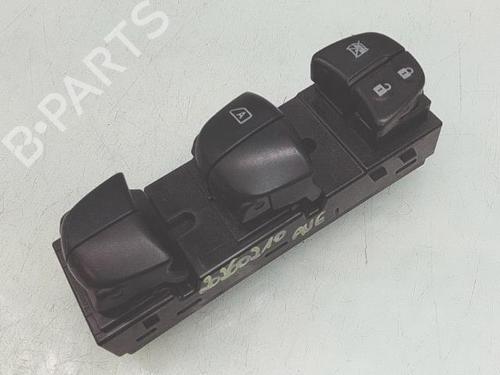 Used Left front window switch Left front window switch NISSAN JUKE (F15) 1.5 dCi (110 hp) 36095879 36095879