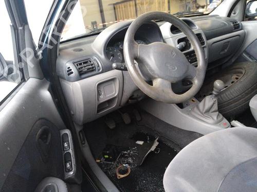 Front right seatbelt RENAULT CLIO II Hatchback Van (SB0/1/2_) 1.9 D (SB0R) | BP25350882I25  - Image 8