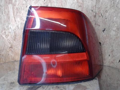 Højre baglygte OPEL VECTRA B Hatchback (J96) 2.0 DTI 16V (F68) (101 hp) 25359495