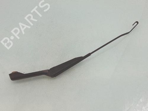 Used Front windshield wiper arm RENAULT CLIO II (BB_, CB_) 1.2 16V (BB05, BB0W, BB11, BB27, BB2T, BB2U, BB2V, CB05,... (75 hp) 32135875