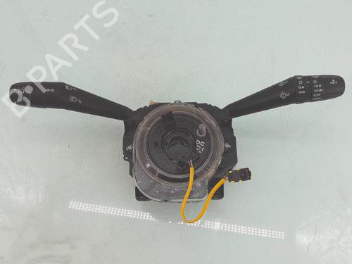Used Steering column stalk FIAT 500X (334_) 1.6 D Multijet (334AXA1B, 334AXA11) (120 hp) 30520305