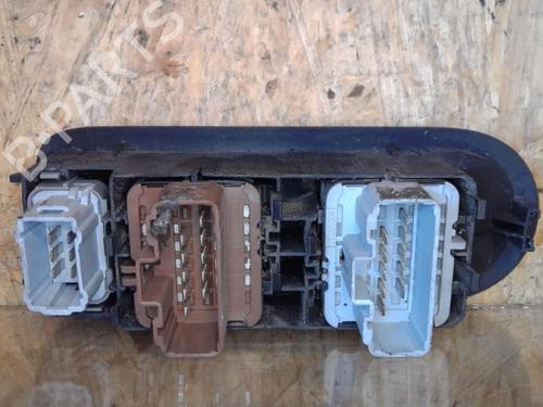Used Switch Switch RENAULT SCÉNIC II (JM0/1_) [2003-2010] 25365419 25365419