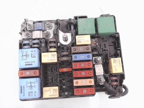 Used Fuse box PEUGEOT 308 II (LB_, LP_, LW_, LH_, L3_) 1.6 HDi / BlueHDi 115 (115 hp) 25360450