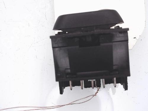 Used Left rear window switch Left rear window switch CITROËN XSARA (N1) 2.0 HDi 90 (90 hp) 25363815 25363815