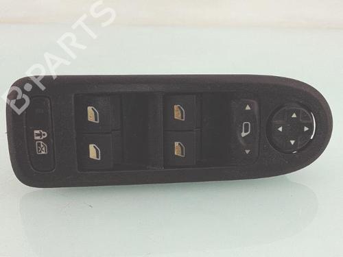 Used Switch CITROËN C5 III (RD_) 1.6 HDi 110 (RD9HZC) (109 hp) 29698257