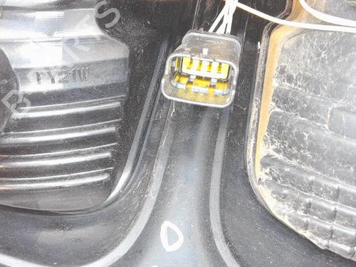 Used Right taillight Right taillight CITROËN C3 Picasso (SH_) 1.6 HDi (90 hp) 31757479 31757479