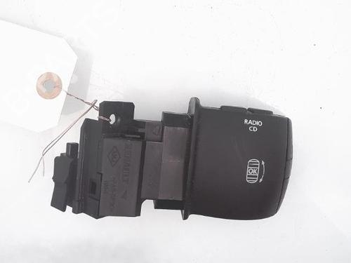Used Switch RENAULT SCÉNIC III (JZ0/1_) 1.5 dCi (110 hp) 25368730