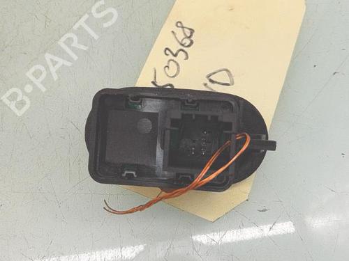 Used Right front window switch Right front window switch CITROËN C3 I (FC_, FN_) 1.4 HDi (68 hp) 33308884 33308884