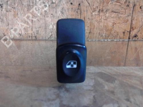 Used Left front window switch Left front window switch RENAULT MEGANE I Classic (LA0/1_) 1.4 16V (LA0D, LA1H, lA0W, LA10) (95 hp) 25358774 25358774