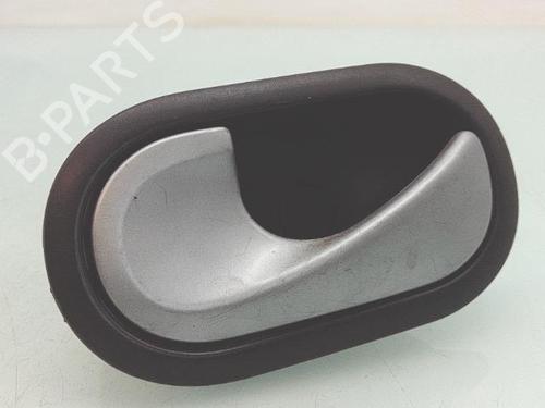 Used Front left interior door handle RENAULT MEGANE II (BM0/1_, CM0/1_) 1.5 dCi (BM1E, CM1E) (106 hp) 31075554