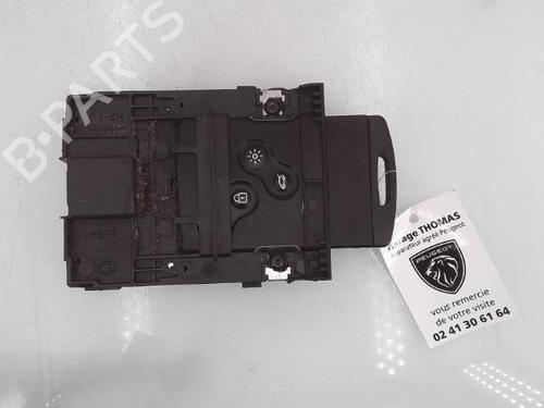 Used Electronic module RENAULT GRAND SCÉNIC III (JZ0/1_) 1.4 16V (JZ0F) (131 hp) 25353860