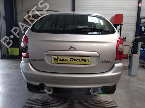 Right front fog light CITROËN XSARA PICASSO (N68) 2.0 HDi | BP25356125C31 